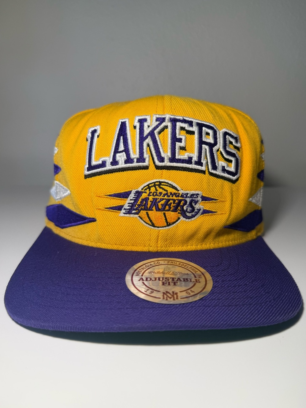 Mitchell & Ness Vintage Diamond Cut Los Angeles Lakers Hat